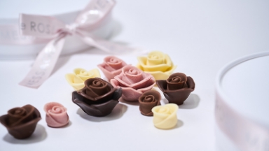 1. 美しい薔薇のチョコレート